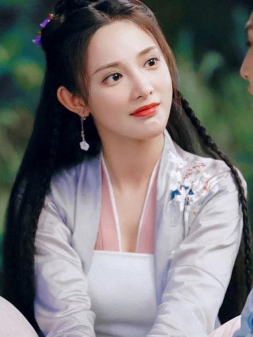 彭小苒娱乐爆料,揭秘明星幕后故事与真实生活  第2张